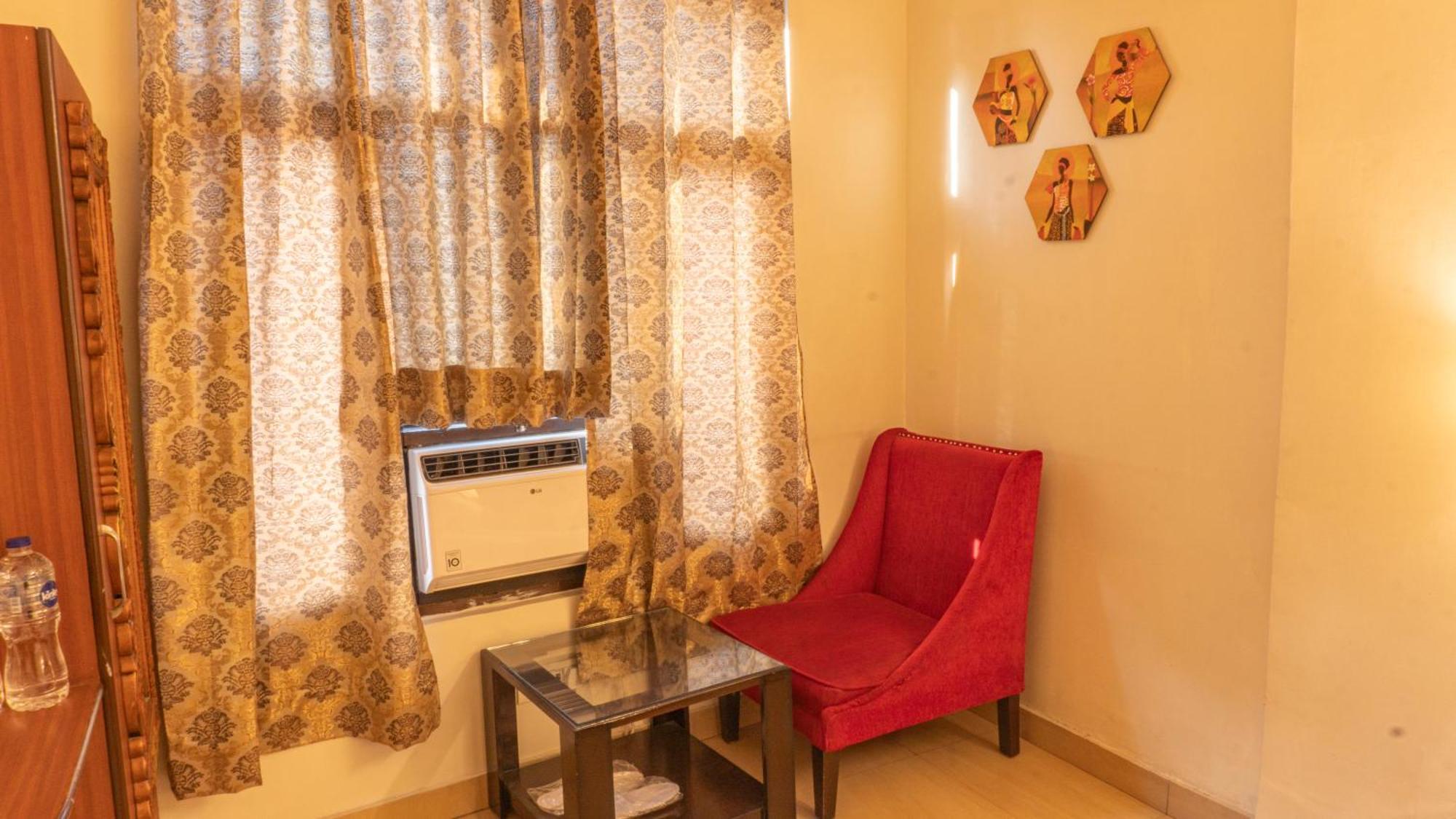 The Neeraj Palace Rishīkesh Extérieur photo